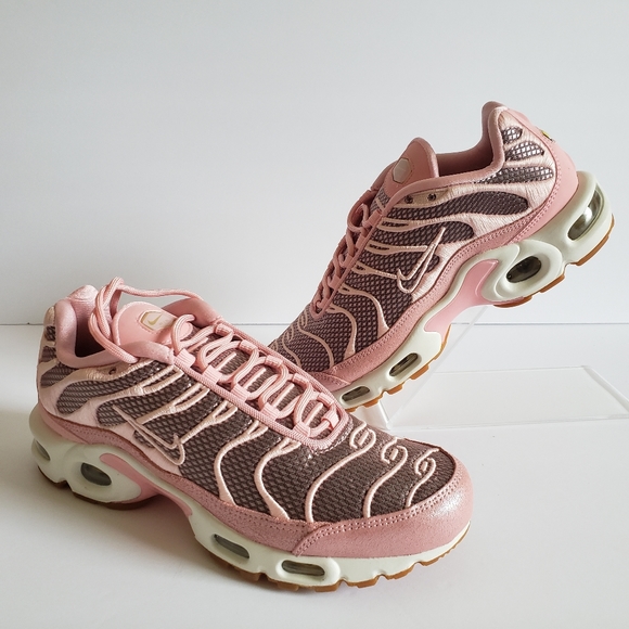 nike air max plus goddess night out